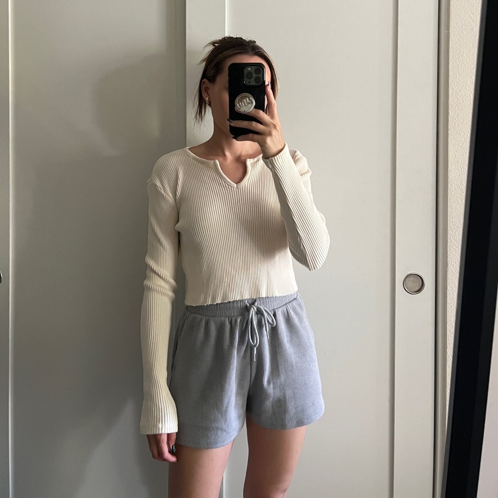 Brandy Melville Cream Colored Sweater